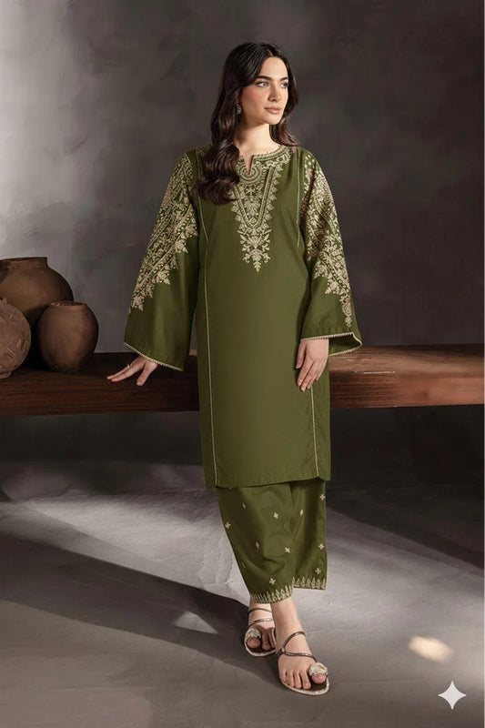 2-pc Green Embodiment women's lawn